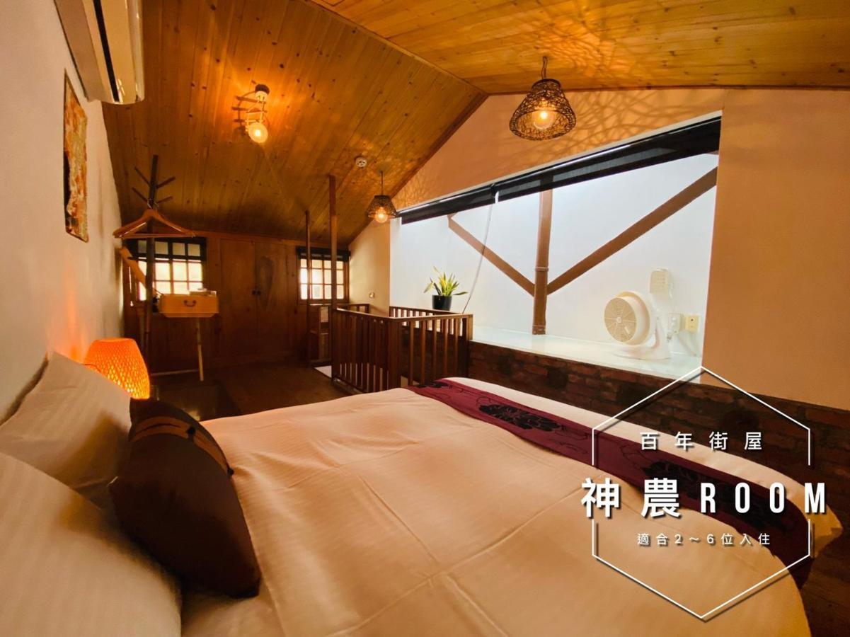 捉鳳凰 台南百年老宅包棟導覽民宿系列catchphoenix Centennial Guesthouse Exterior photo