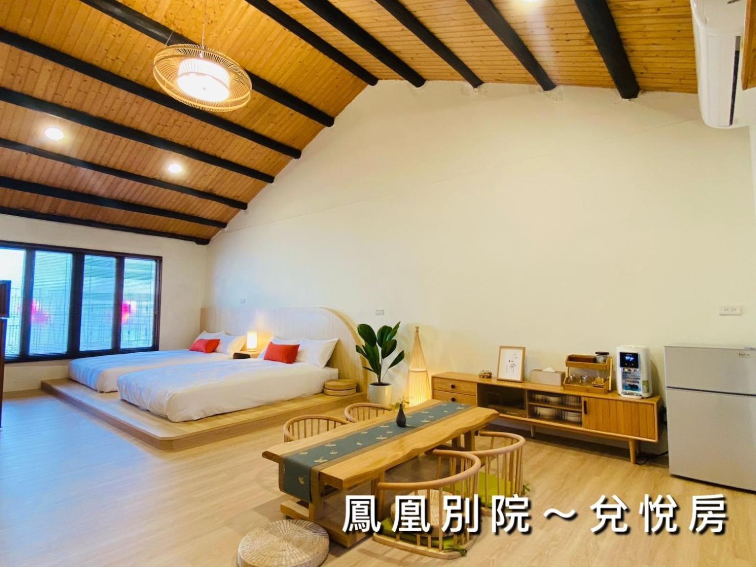捉鳳凰 台南百年老宅包棟導覽民宿系列catchphoenix Centennial Guesthouse Exterior photo
