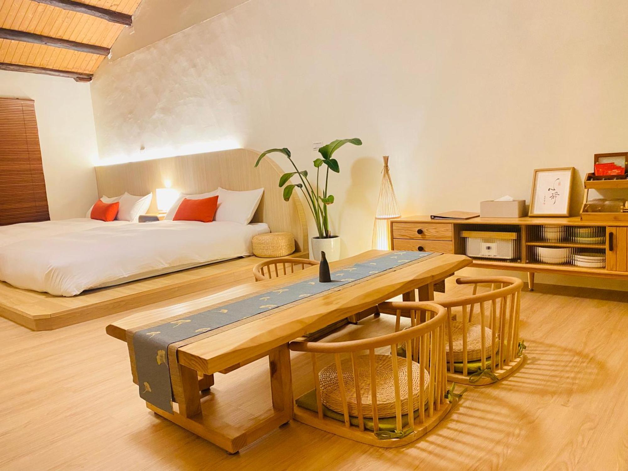 捉鳳凰 台南百年老宅包棟導覽民宿系列catchphoenix Centennial Guesthouse Exterior photo
